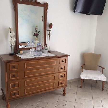 Chambres D'Hotes Chez Coco Saint-Georges-de-Reneins Rom bilde